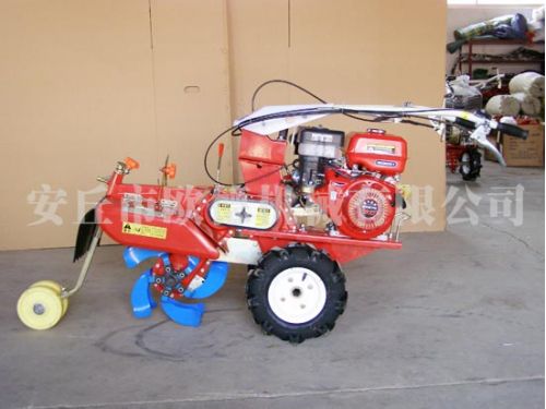 祝安9.0開溝培土機(jī)