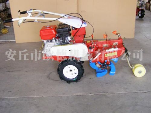 羅賓汽油7.5開溝培土機(jī)